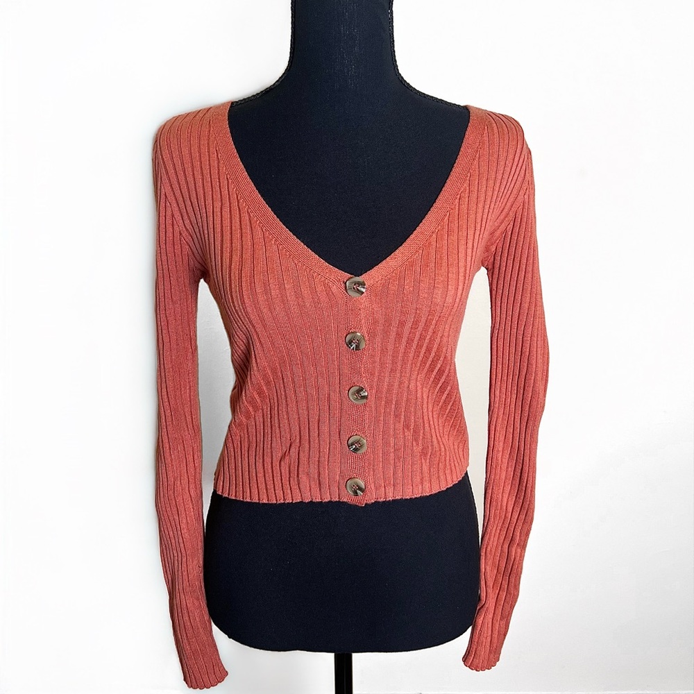 Forever 21 Pink Long Sleeve V Neck Top Size S
